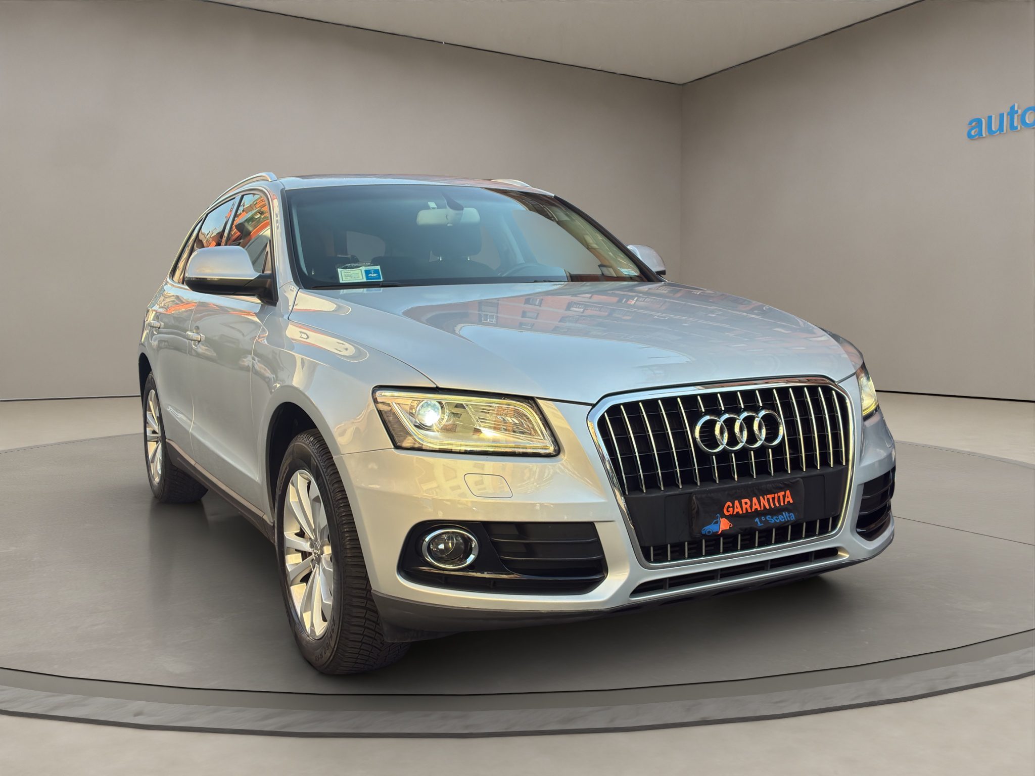 AUDIQ5DIESELNAVI_02_converted